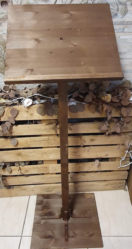Pupitre en bois moderne